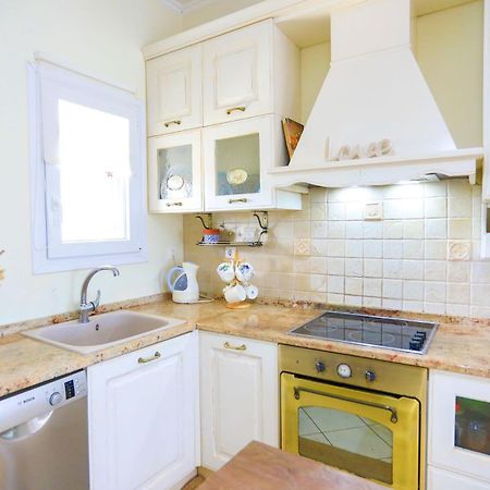 Villa Teresa Рода Екстериор снимка