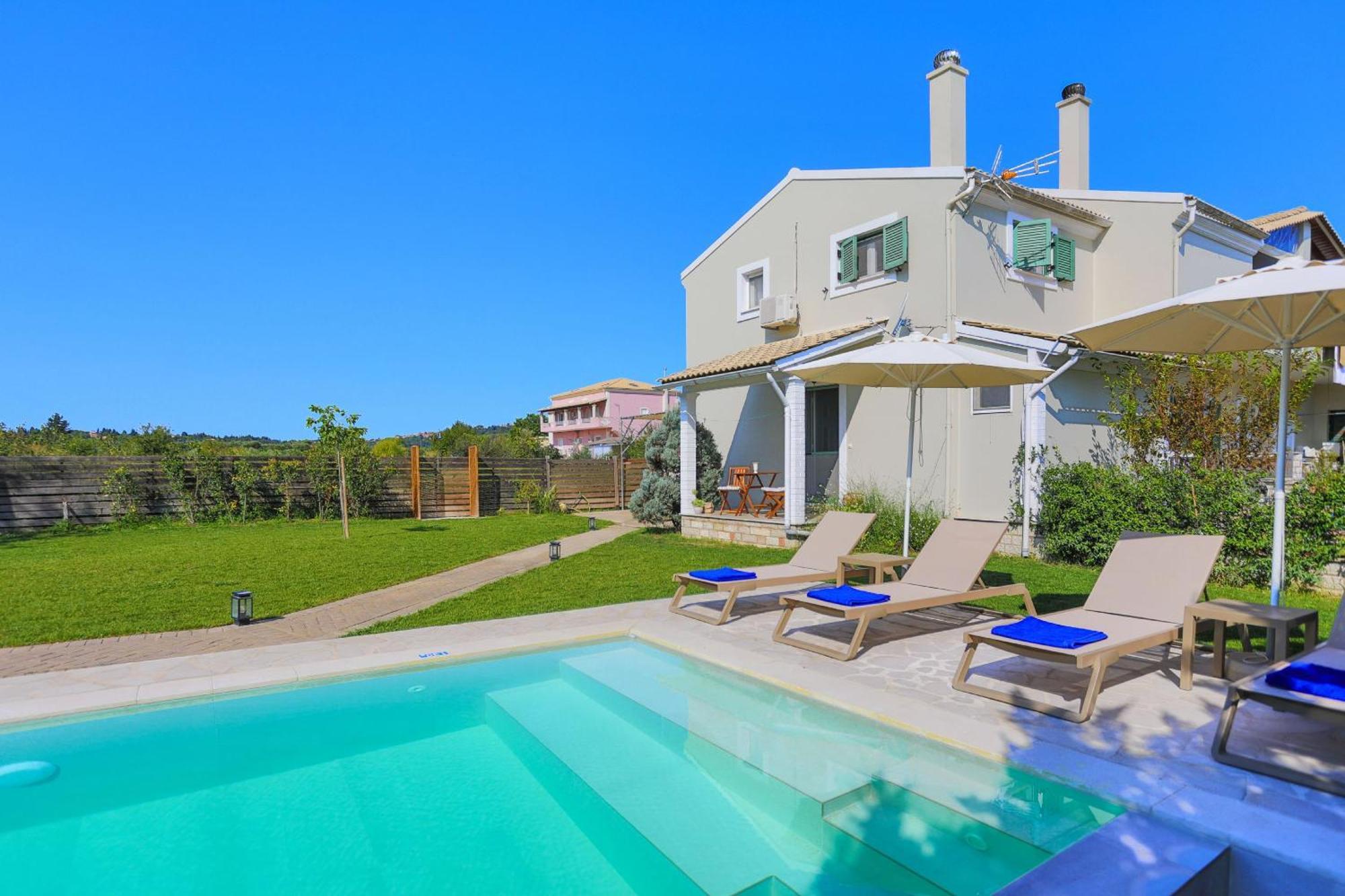 Villa Teresa Рода Екстериор снимка
