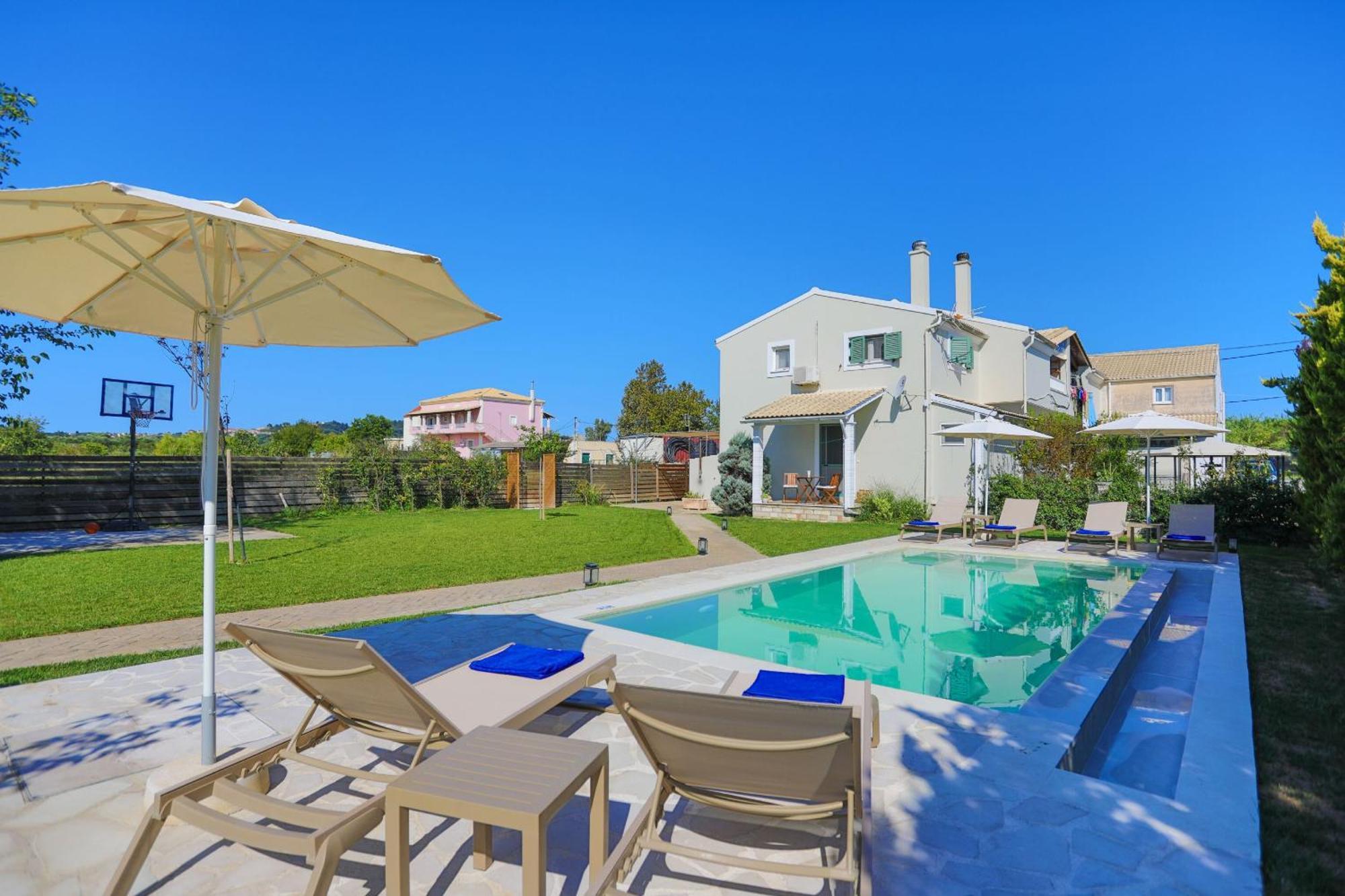Villa Teresa Рода Екстериор снимка