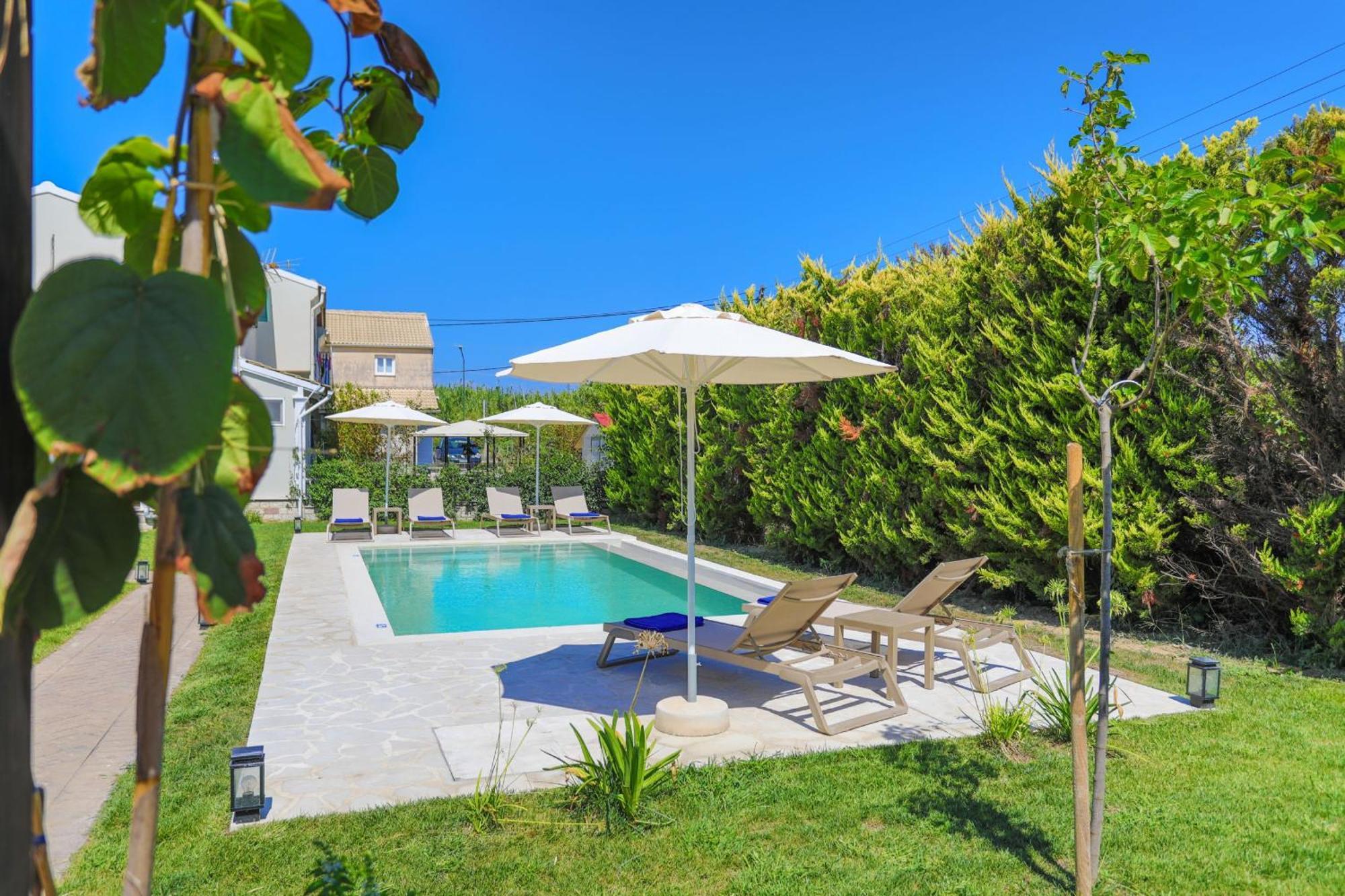 Villa Teresa Рода Екстериор снимка