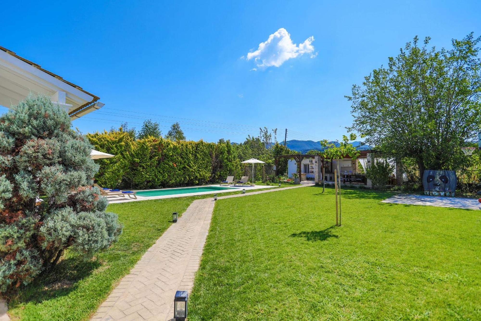 Villa Teresa Рода Екстериор снимка