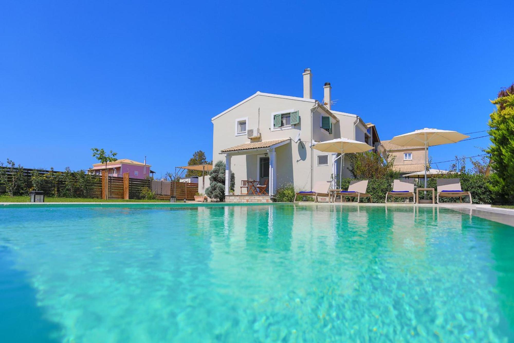 Villa Teresa Рода Екстериор снимка
